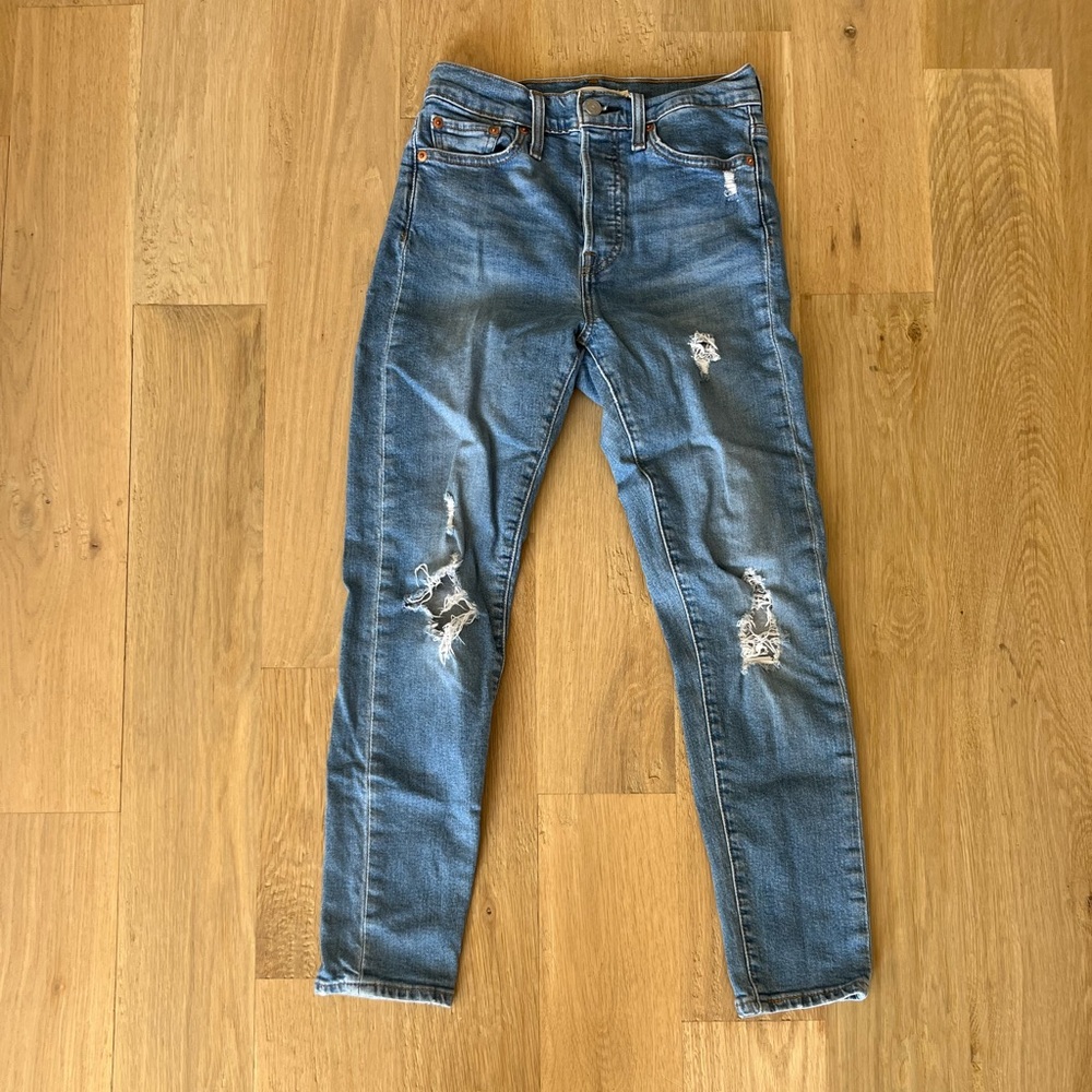 Ripped skinny jeans from Levi’s